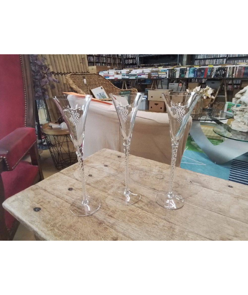 VERRES LOT DE 3 POSTAINIERS HUTOIS H30