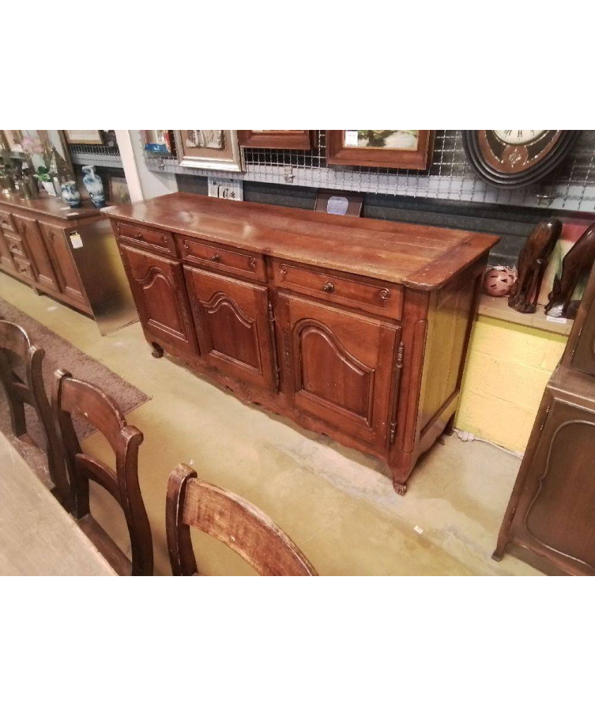 BAHUT 3 PORTES A RESTAURER 