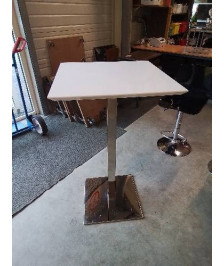 TABLE MANGE DEBOUT PIÈTEMENT MÉTAL CHROMÉ PLATEAU BOIS BLANC LAQUÉ 