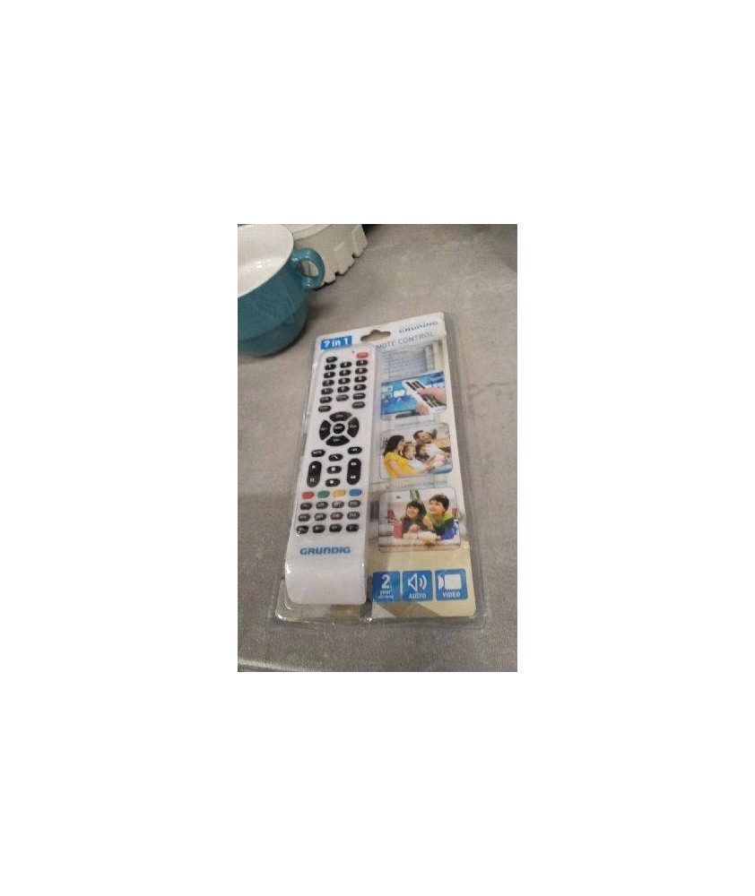 TÉLÉCOMMANDE UNIVERSELLE 