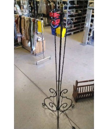 PIED DE LAMPE FER