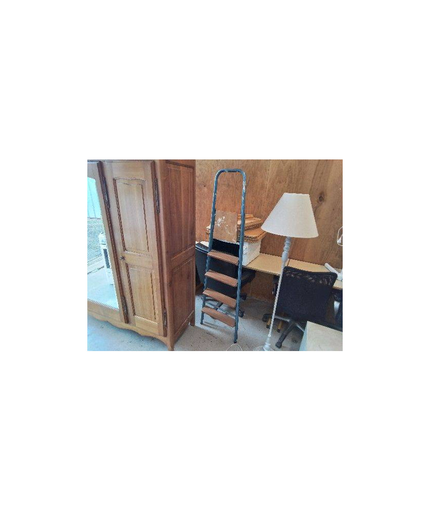ESCABEAU 5 MARCHES EN BOIS 