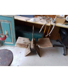 HELICE OU ANCIENNE ROUE EN BOIS 