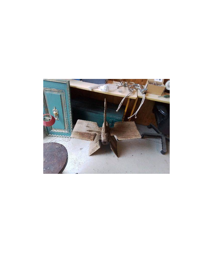 HELICE OU ANCIENNE ROUE EN BOIS 
