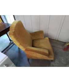 FAUTEUIL JAUNE STYLE NAPOLEON III