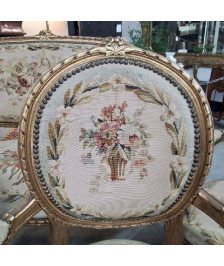 SALON EN BOIS DORÉ TAPISSERIE D’AUBUSSON