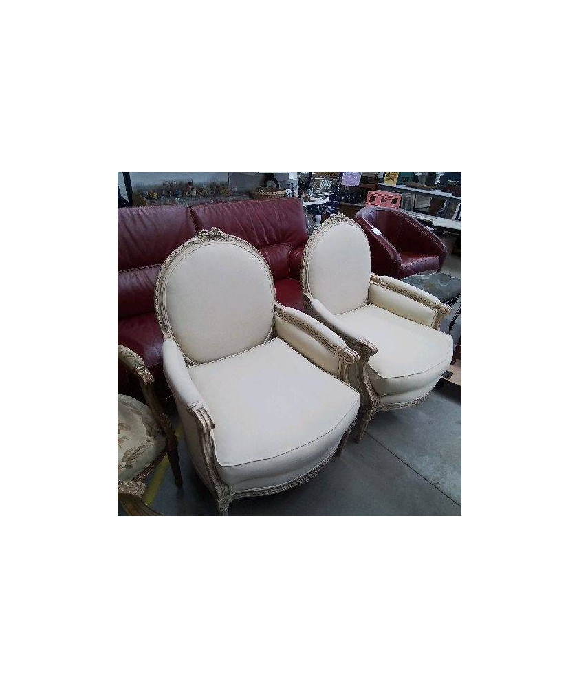 PAIRE DE BERGERES MEDAILLON STYLE LOUIS XVI