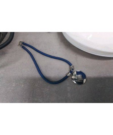 COLLIER BLEU