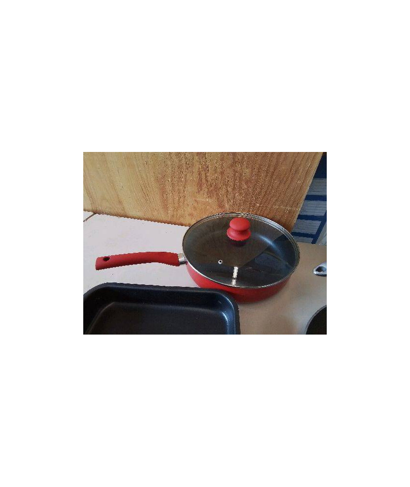 GRANDE CASSEROLE ROUGE 