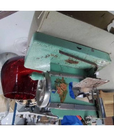 MACHINE A COUDRE JOUET ANCIEN