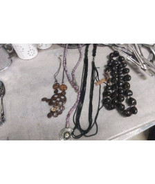 COLLIER 