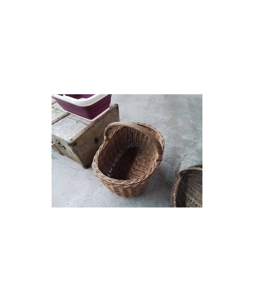 PANIER EN ROTIN 