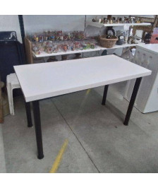 TABLE DE CUISINE BLANCHE