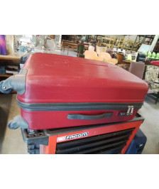 VALISE COQUE A ROULETTES DELSEY ROUGE