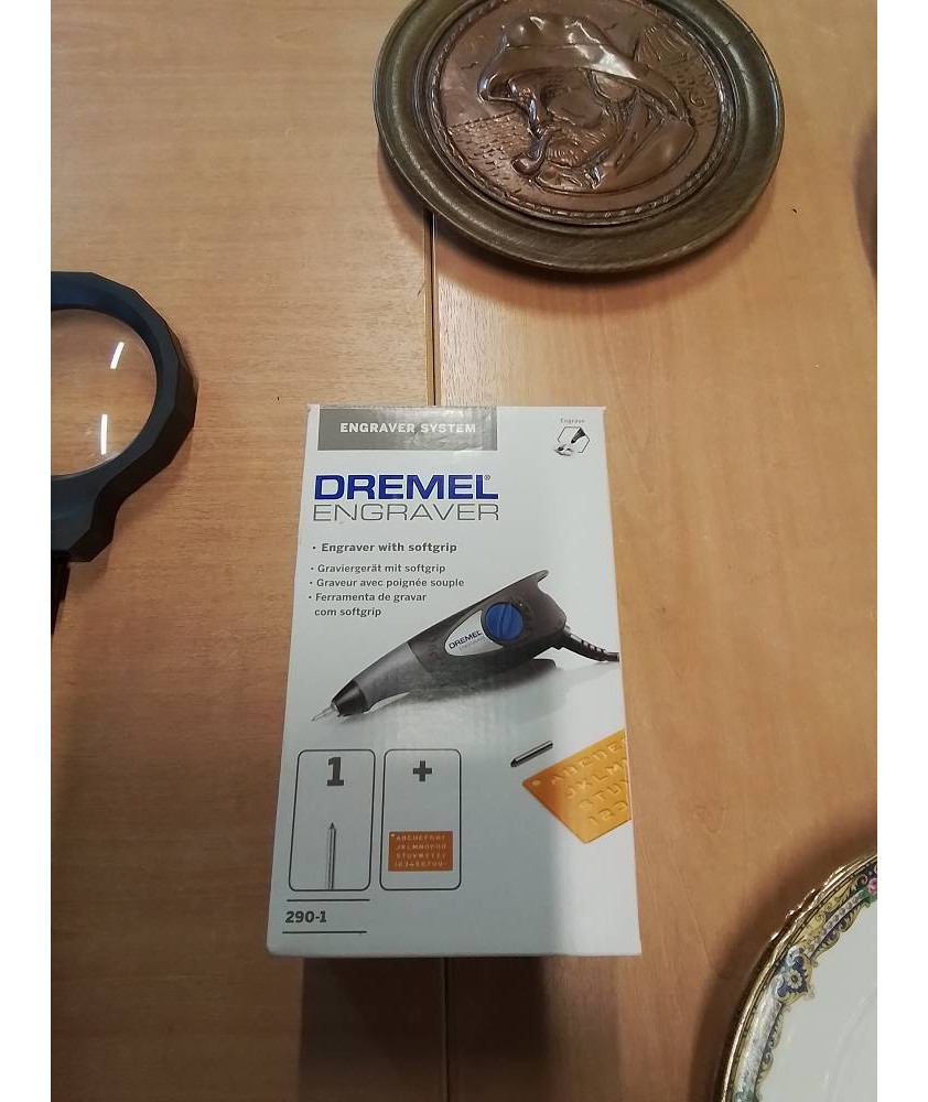 GRAVEUR ÉLECTRIQUE DREMEL