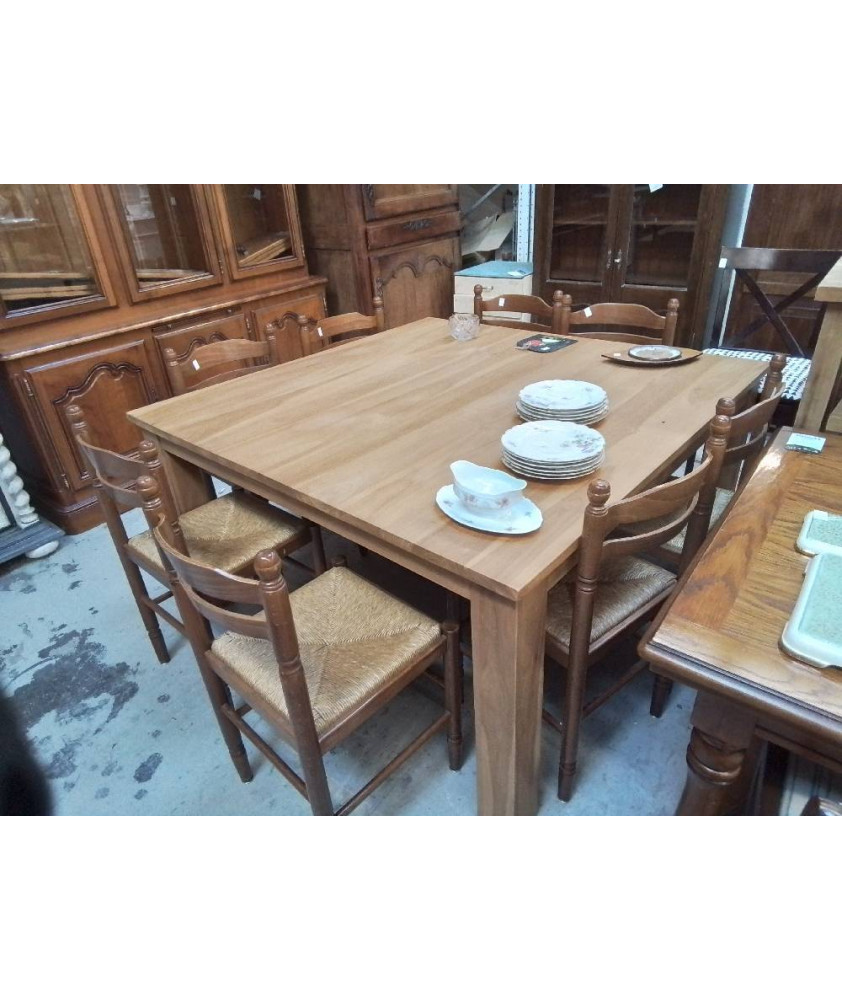 TABLE EN TECK MASSIF 8 PERS. REF BGHS154480-ML