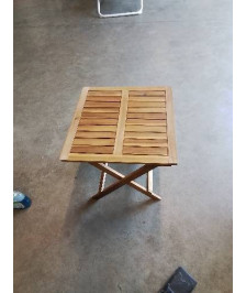 TABLE DE JARDIN CARRÉE PLIANTE BOIS 