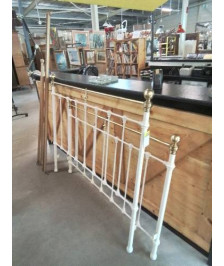 LIT MÉTAL CREME A BARREAUX  A BARRES ET BOULES LAITON 240X190 