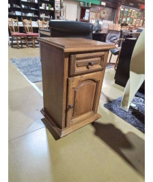 PETIT MEUBLE D’APPOINT EN CHENE 