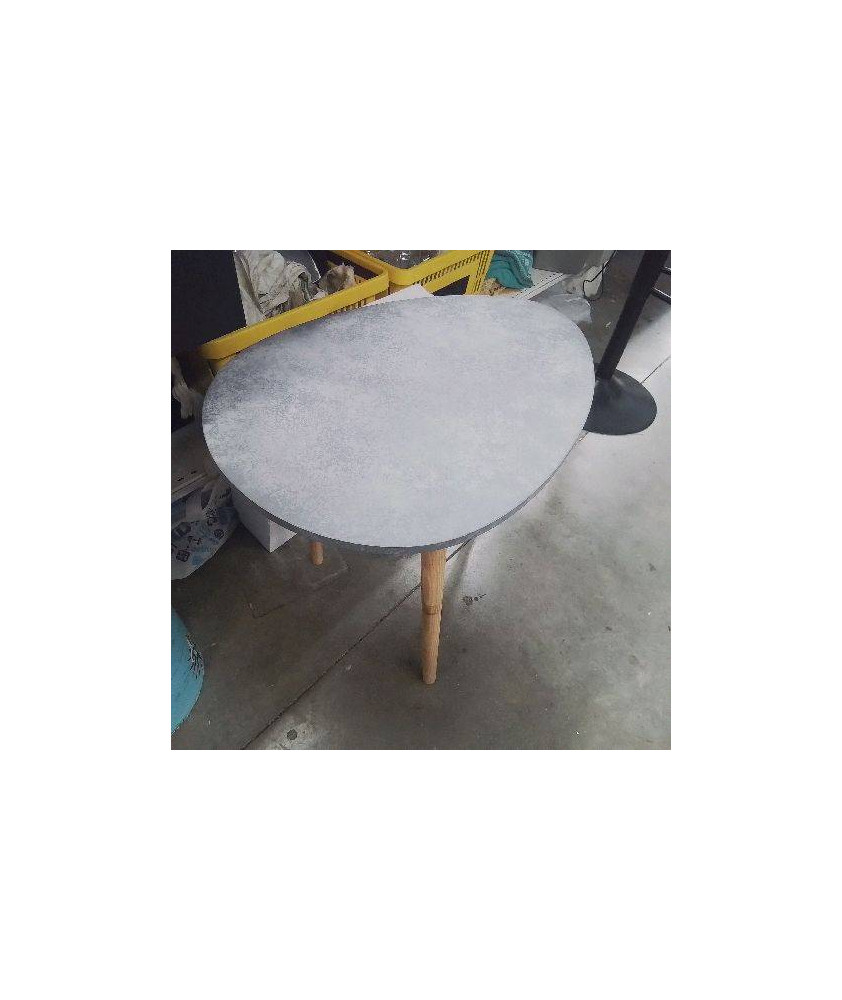 TABLE BASSE EFFET BÉTON 