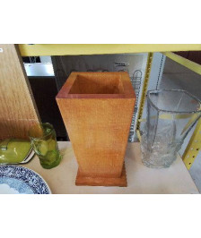 VASE EN BOIS 