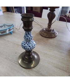 BOUGEOIR LAITON ET FAIENCE 
