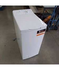 MACHINE A LAVER INDESIT