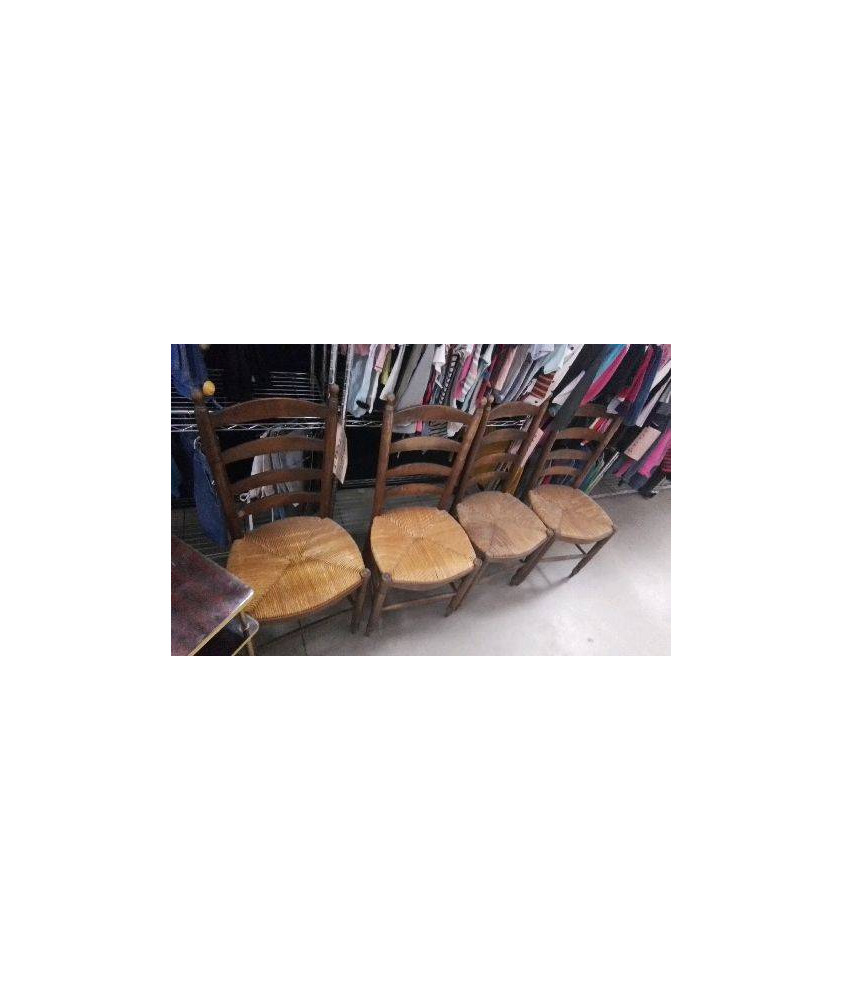 CHAISE PAILLEE EN L’ETAT 
