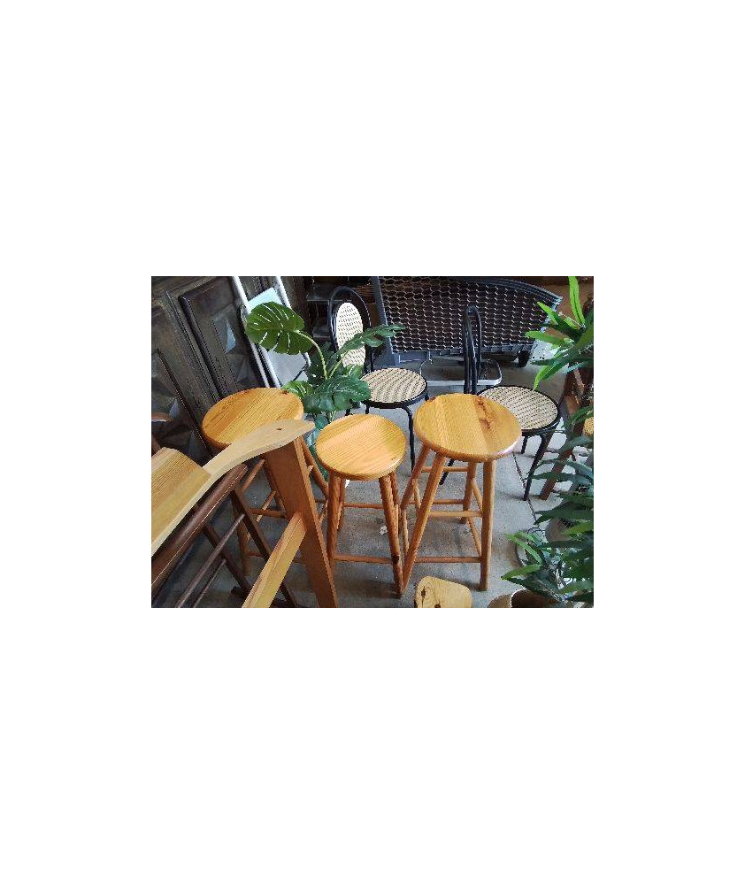 TABOURET EN PIN 