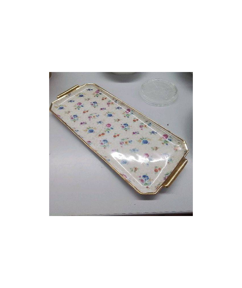 PLAT A GÂTEAU