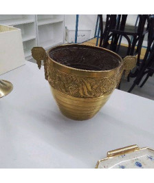 CACHE POT EN LAITON