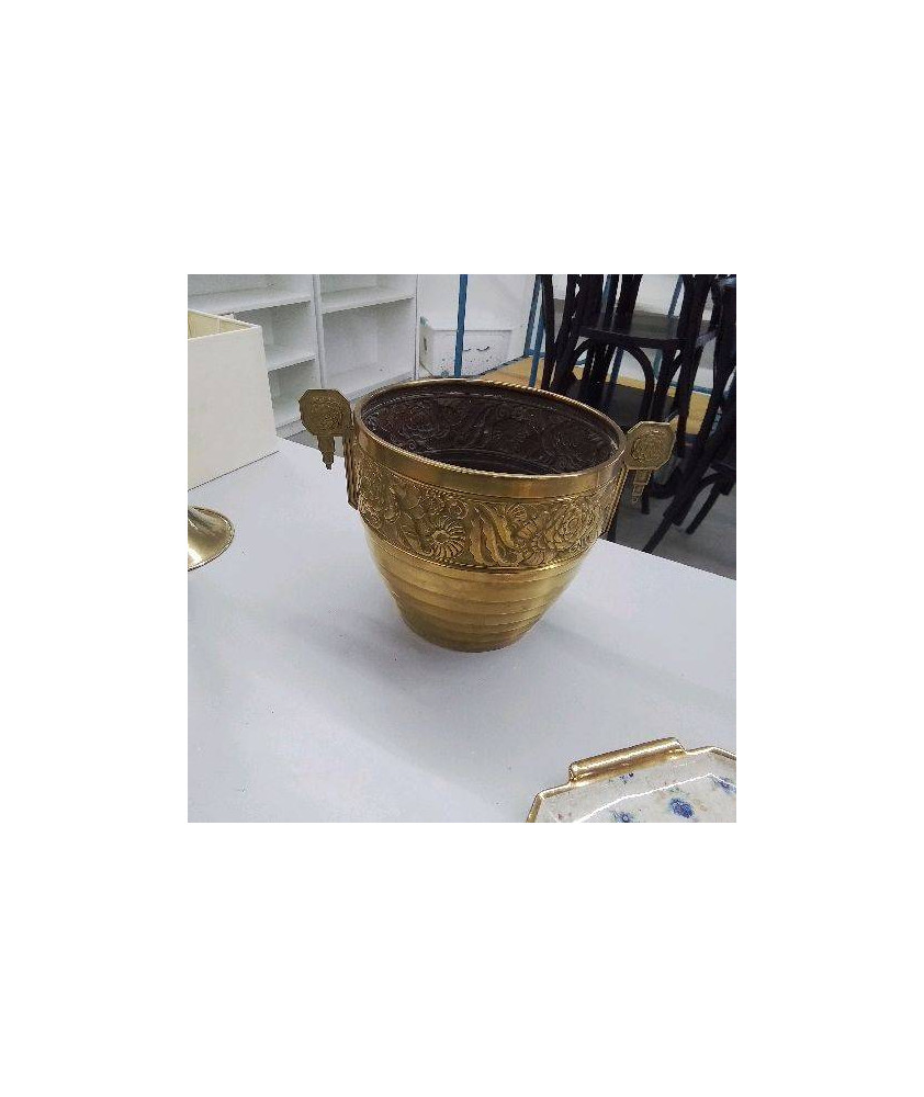 CACHE POT EN LAITON