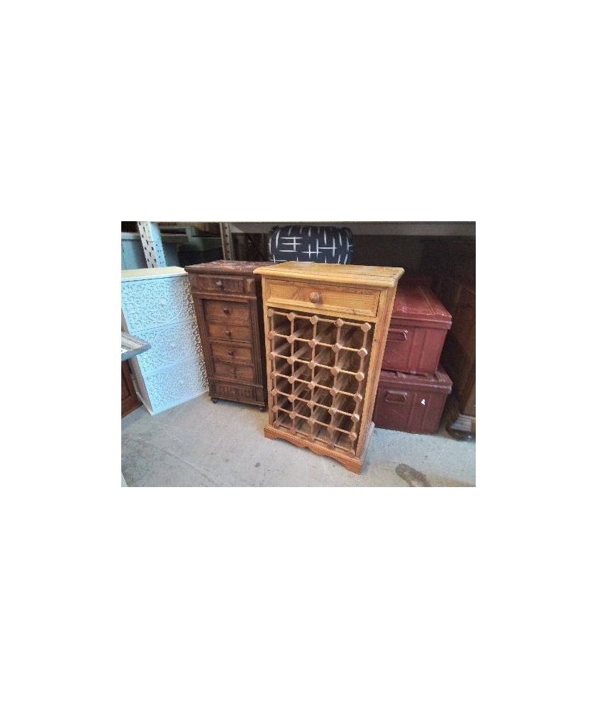 RANGE BOUTEILLES EN PIN