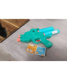 PISTOLET A EAU