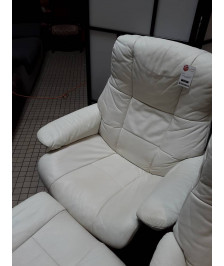 FAUTEUIL + REPOSE PIEDS STRESSLESS