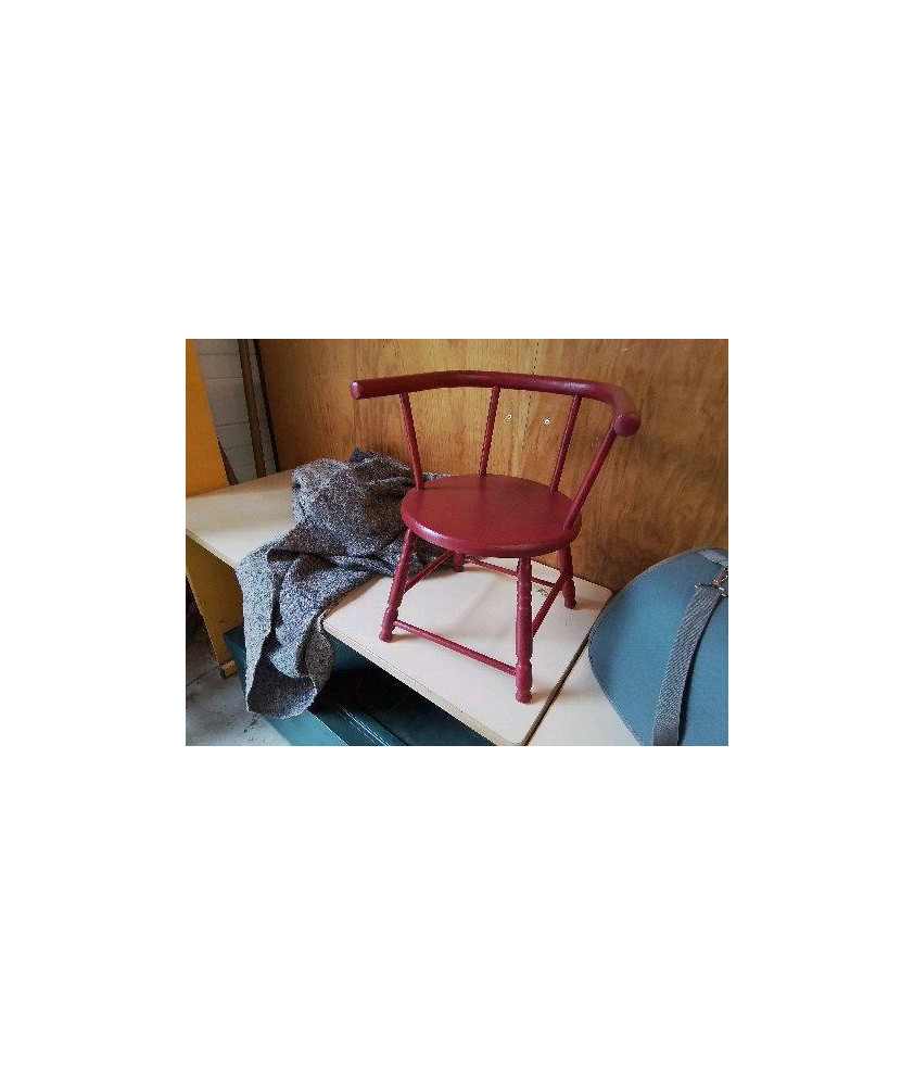 PETITE CHAISE ROUGE POUR ENFANT 