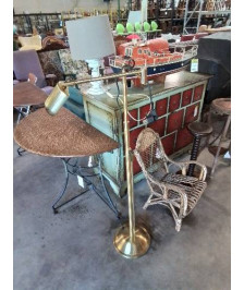 LAMPADAIRE ORIENTABLE HALOGÈNE A VARIATEUR MÉTAL DORÉ 