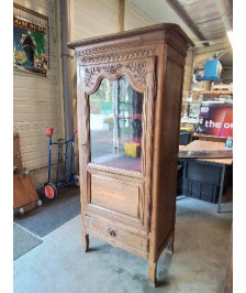 BONNETIÈRE CAUCHOISE VITRÉE 1 TIROIR  MOULURÉE ET SCULPTÉE  AUX FLEURETTES   XIXE