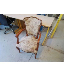 1 FAUTEUIL STYLE LOUIS XV