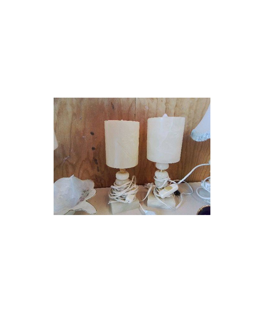 PETITE LAMPE DE CHEVET EN ALBATRE