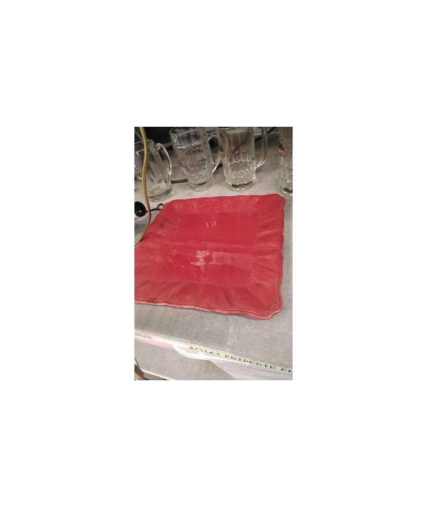 PLAT CARRE ROUGE 