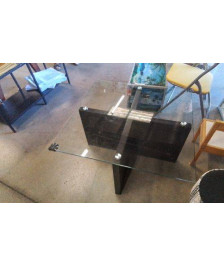 TABLE BASSE CARREE DESSUS VERRE 