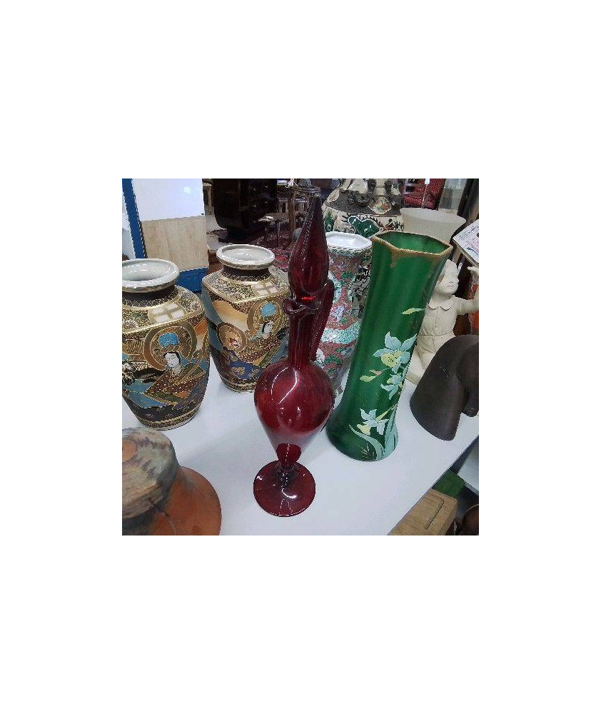 AIGUIERE VERRE ROUGE