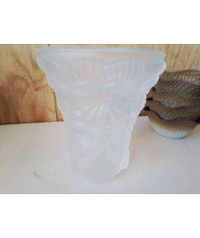 VASE EN VERRE FLEURI