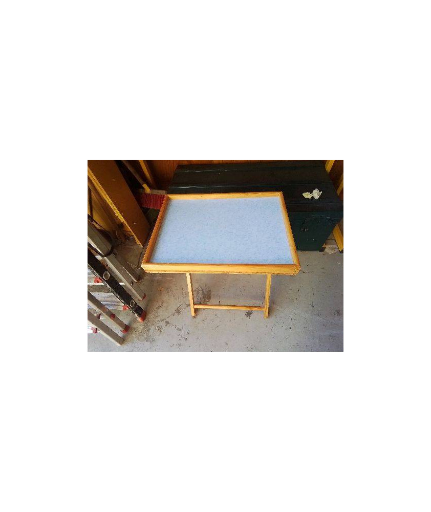 PLATEAU PLIANT