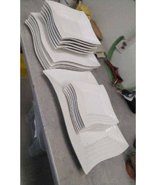 ASSIETTES CARREES + PLAT RECT 