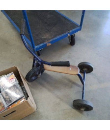 TRICYCLE ANCIEN 