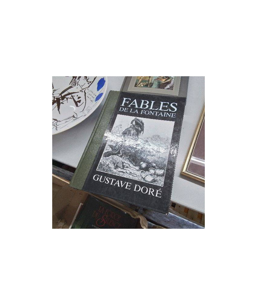 LIVRE FABLES DE LA FONTAINE