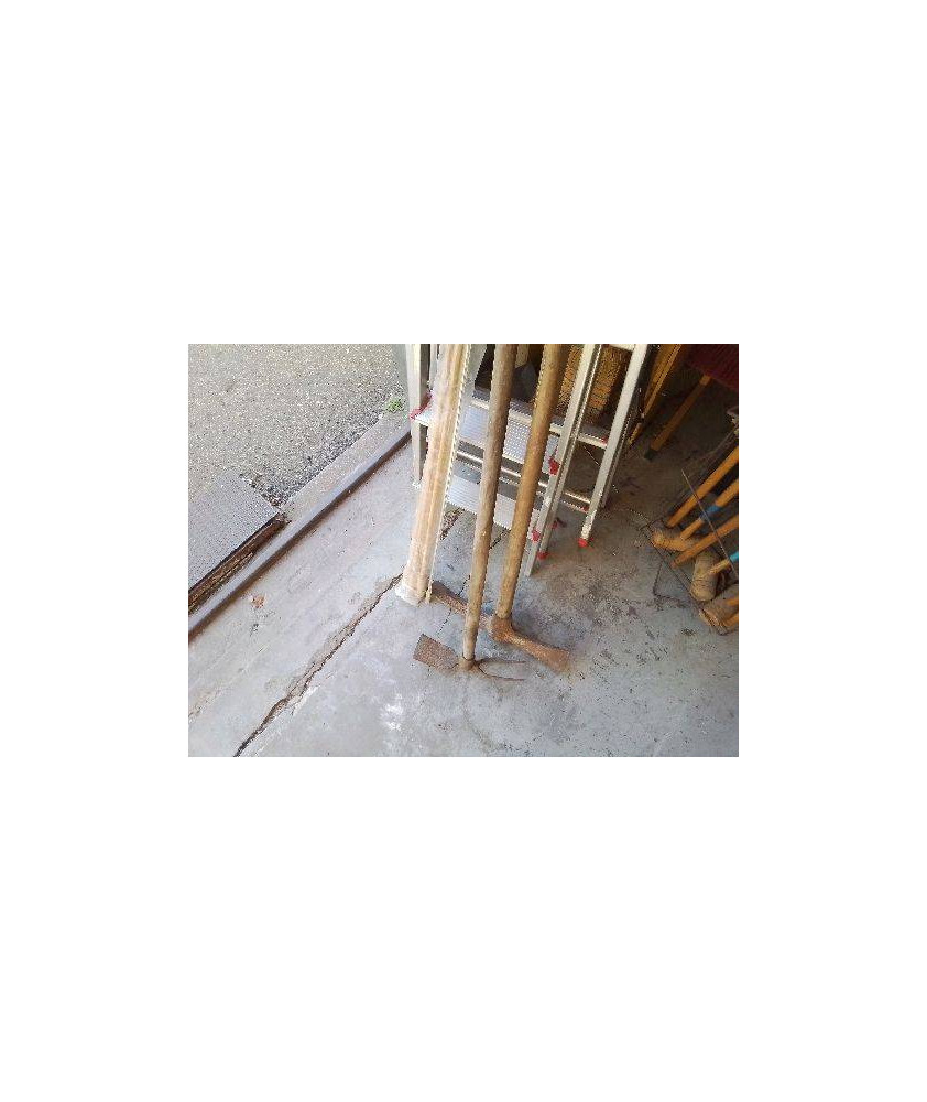 OUTIL DE JARDIN