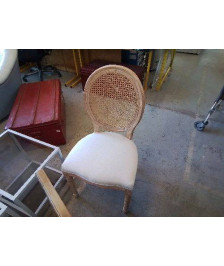 CHAISE CANNÉE MEDAILLON 